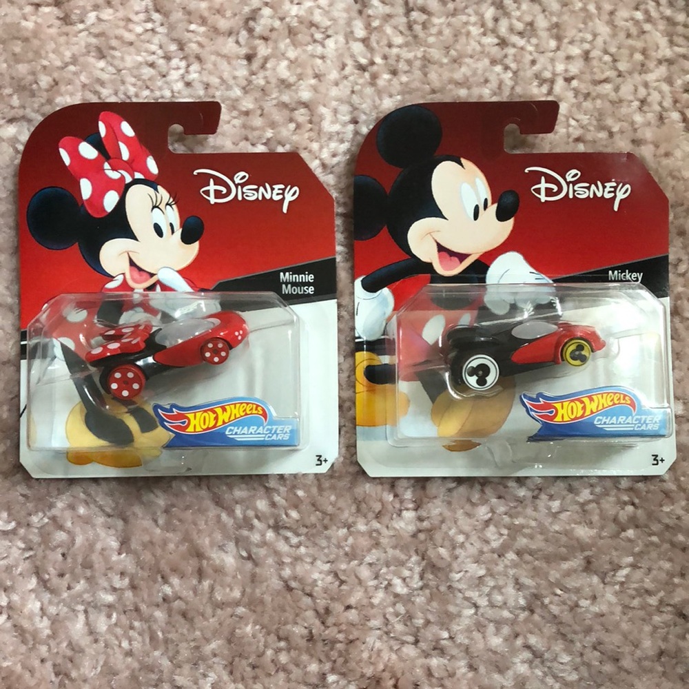 Disney Character Hot Wheels- Mickey & Minnie